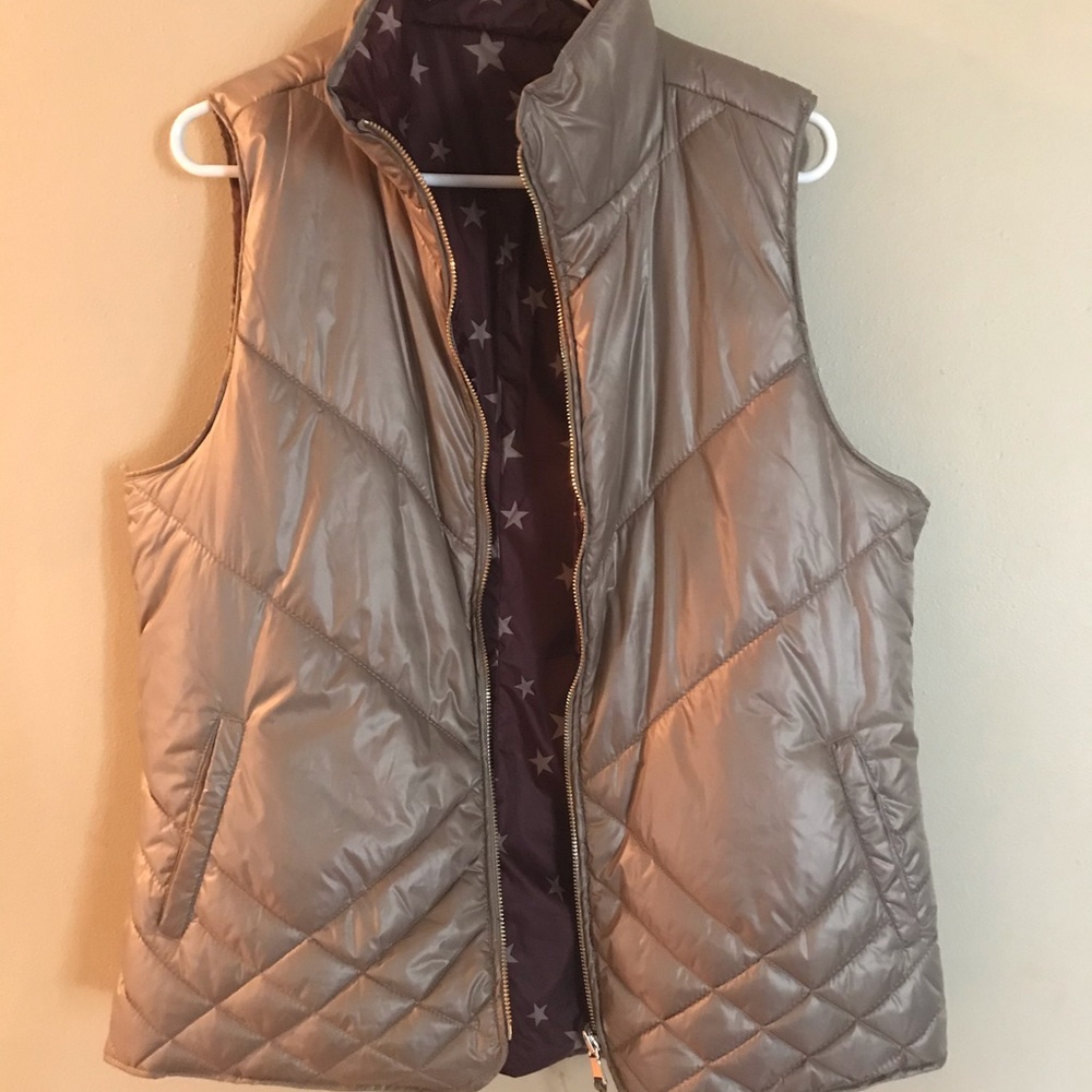 Women’s reversible vest